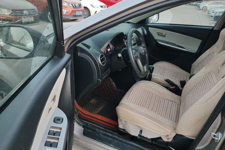 Used Haima Fumei 2013 Sedan 1.6L Manual Fashion Edition
