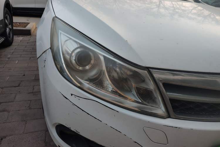 Used BYD Surui 2014 1.5L Manual Luxury Model
