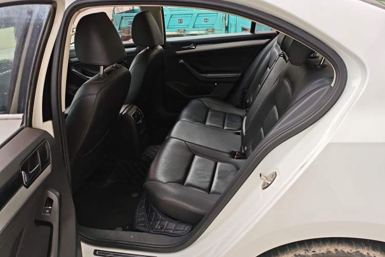 Used Volkswagen Sagitar 2018 280TSI DSG Ignite Edition Left Rear Seat