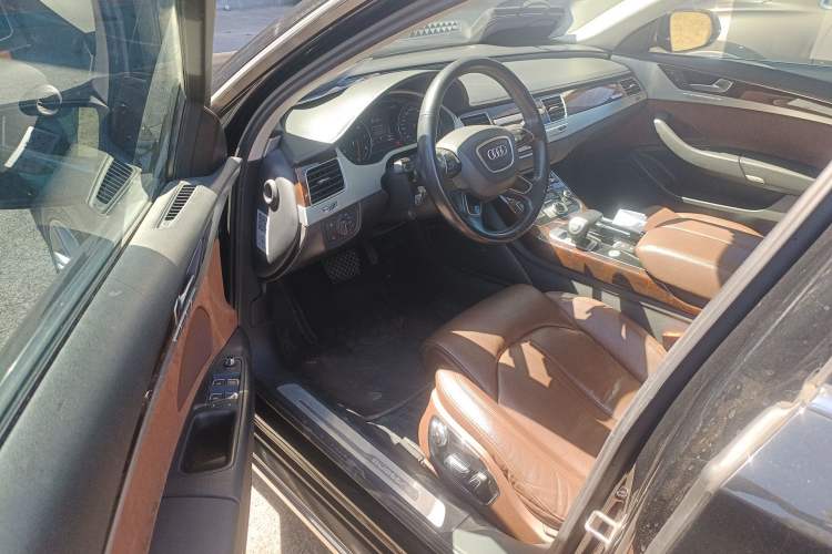 Used Audi A8 2016 A8L 45 TFSI quattro Comfort model