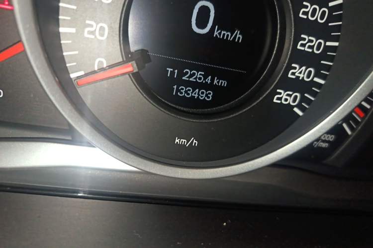 Used Volvo XC60 2016 T5 Smart Upgrade Model