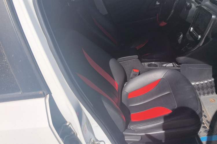 Used ORA iQ 2018 High-Range Version Smart Connectivity Model
