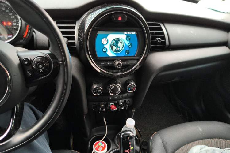 Used MINI 2020 1.5T ONE PLUS Audio And AC Panel