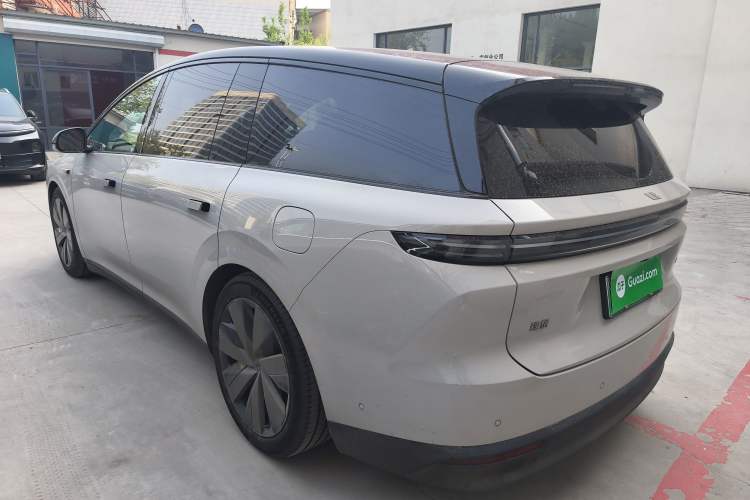 Used Li Auto i8 2025 Model Standard Version Rear Left 45 Deg