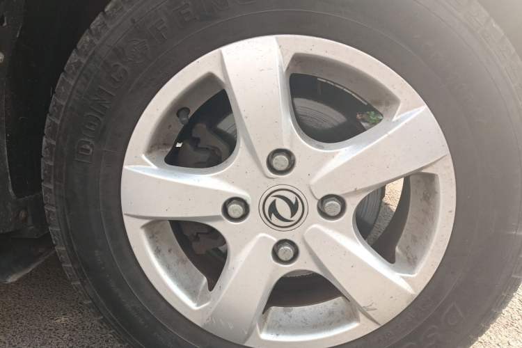 Used Dongfeng Fengon 330 
