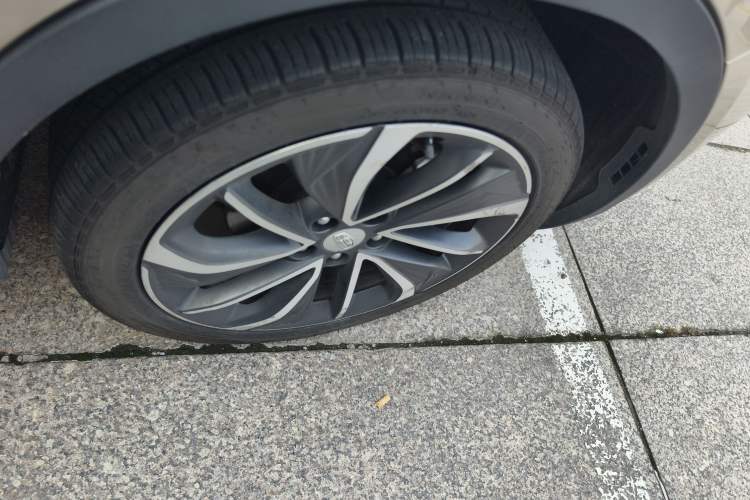 Used Geely Auto Emgrand GSe 2018 ZhenShang Model
