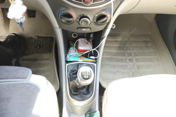 Used Hyundai Verna (older generation) 2016 1.4L Manual Smart GLS Trim
