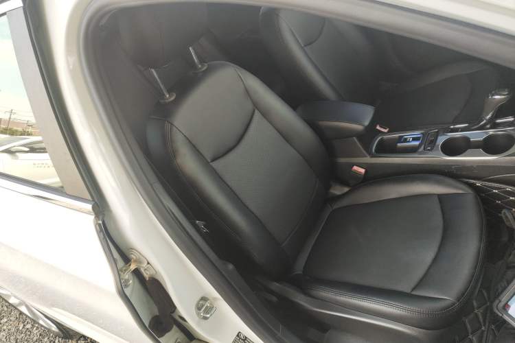 Used Chevrolet Cruze 2018 320 Automatic Pioneer Sunroof Edition