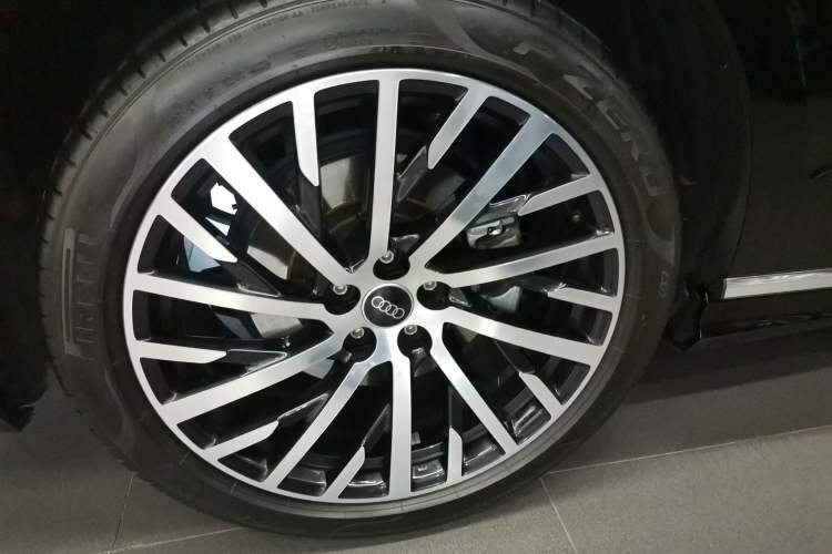 Used Audi A8 2024 A8L 50 TFSI quattro Prestige Edition
