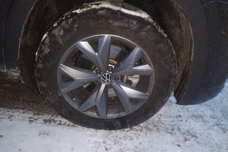 Used Volkswagen Teramont X 2022 380TSI Four-Wheel Drive Luxury Edition Right Front Wheel Hub