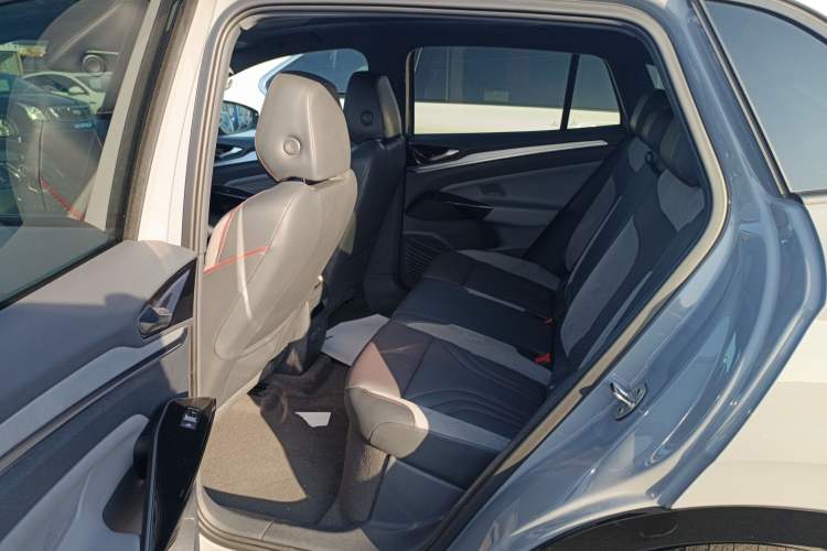 Used Volkswagen ID.4 CROZZ 2022 High-Performance PRIME Edition