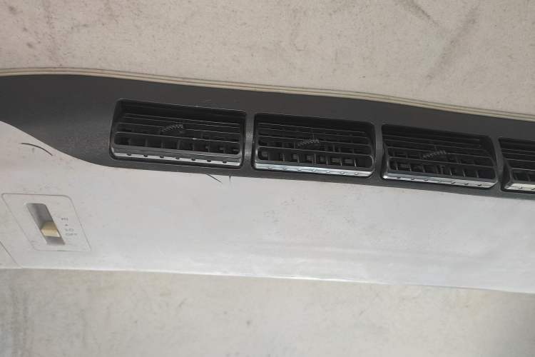 Used CHANGAN KAICHENG Taurus 2011 1.3L Standard Version