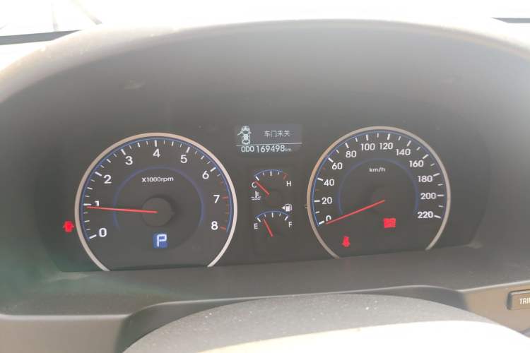 Used Hyundai Celesta 2011 1.6L Automatic Luxury Version
