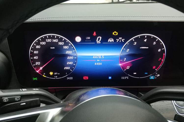 Used Mercedes-Benz V-Class 2024 V 300 L Long Wheelbase Prestige Edition