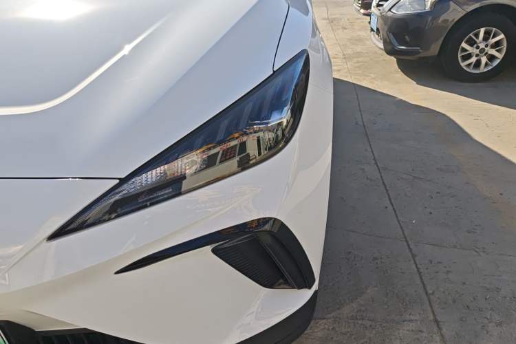 Used MG 4 EV 2023 415 km Range Sea-Faring Champion Edition
