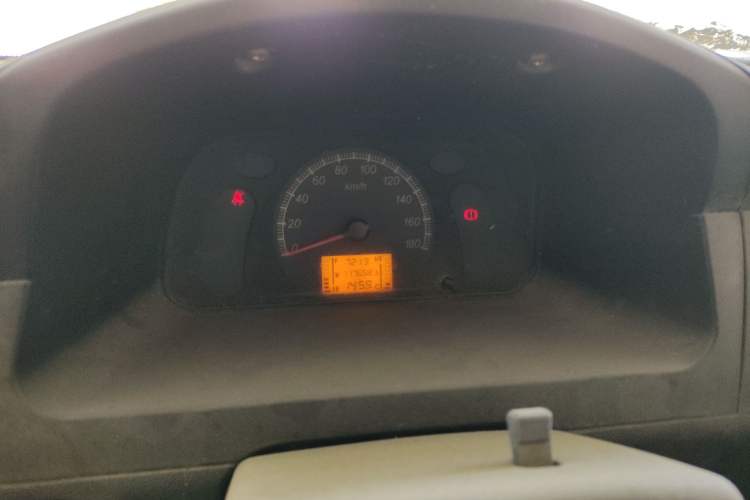 Used Wuling Zhiguang 2013 1.0L Practical Version