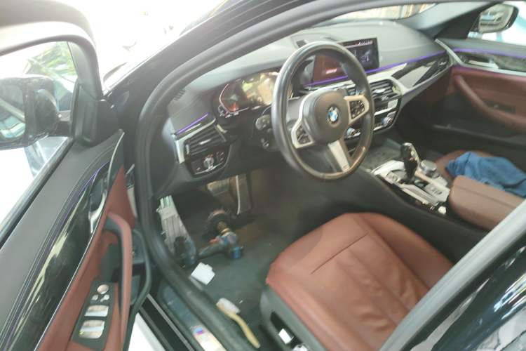 Used BMW 5 Series 2020 530Li Leading Model M Sport Package
