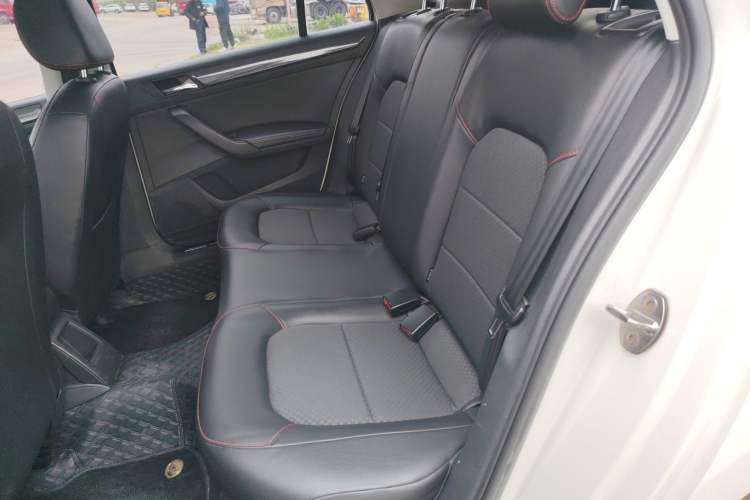 Used Volkswagen Santana 2019 Haval H6 1.5L Automatic Comfort Edition China VI Standard