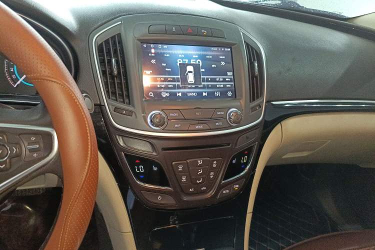 Used Buick Regal 2015 2.0L Elite Fashion Edition