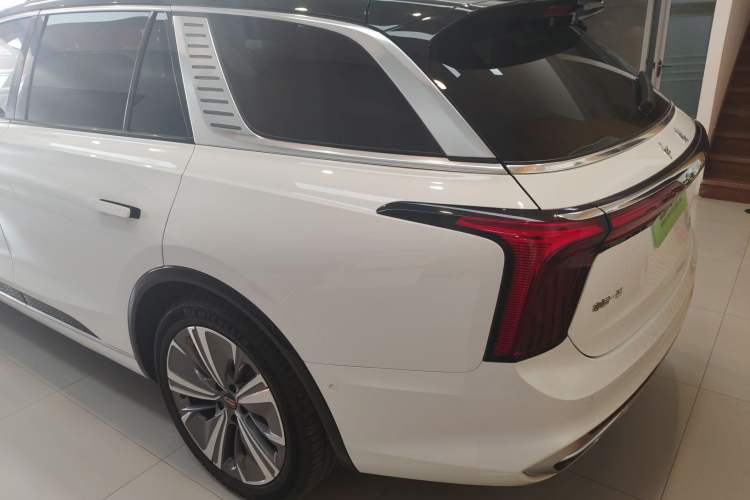 Used Hongqi E-HS9 2021 510 km Range Flagway Edition Six Seats