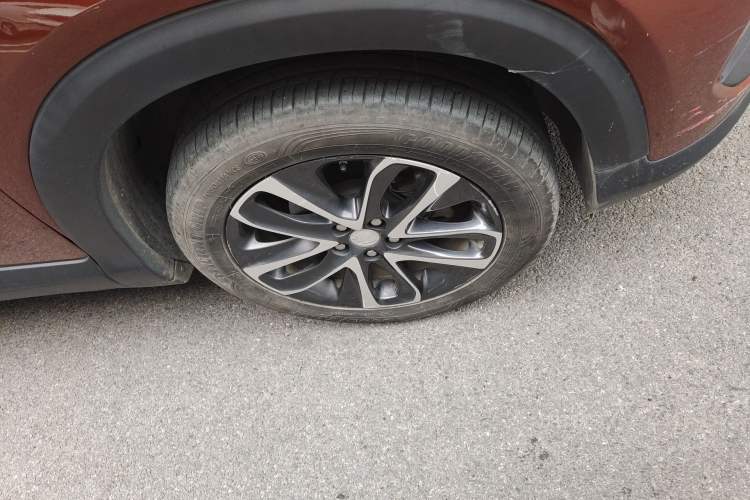 Used Buick Encore 2020 20T CVT Elite Edition Right Front Wheel Hub