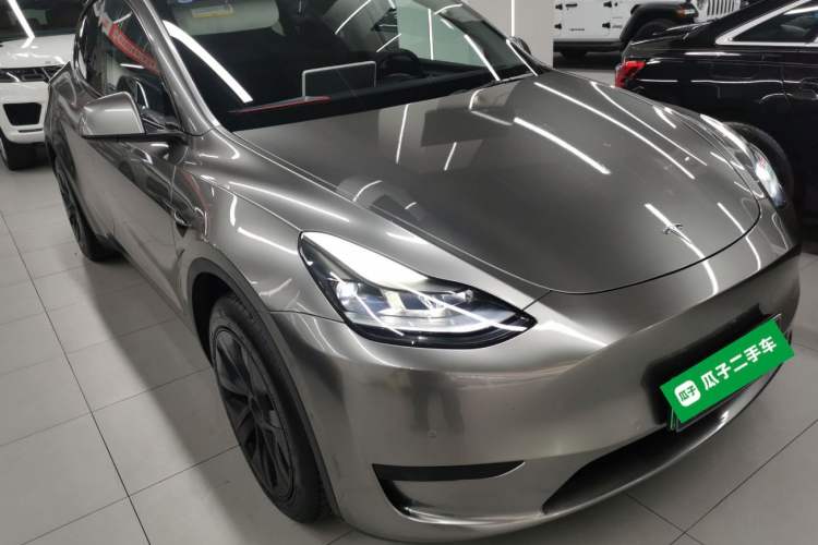 Used Tesla Model Y 2023 Rear-Wheel-Drive Version

