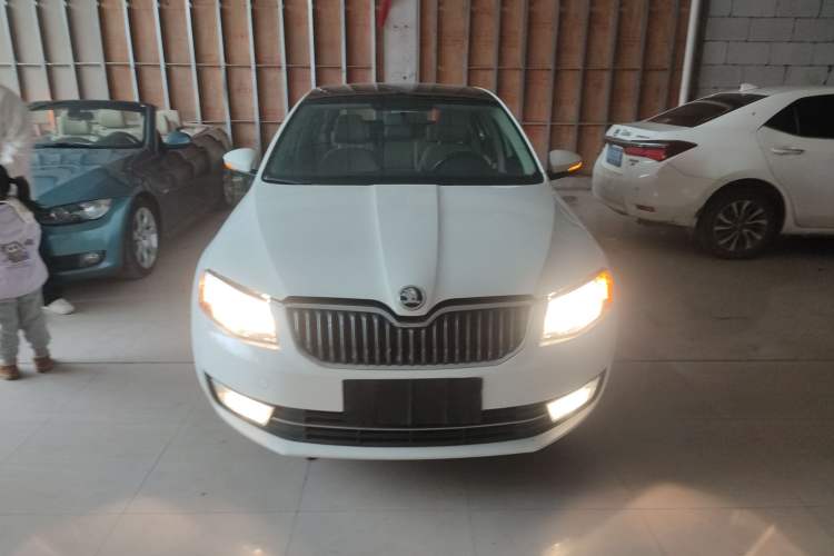 Used Skoda Octavia 2015 1.6L Automatic Yijun Edition
