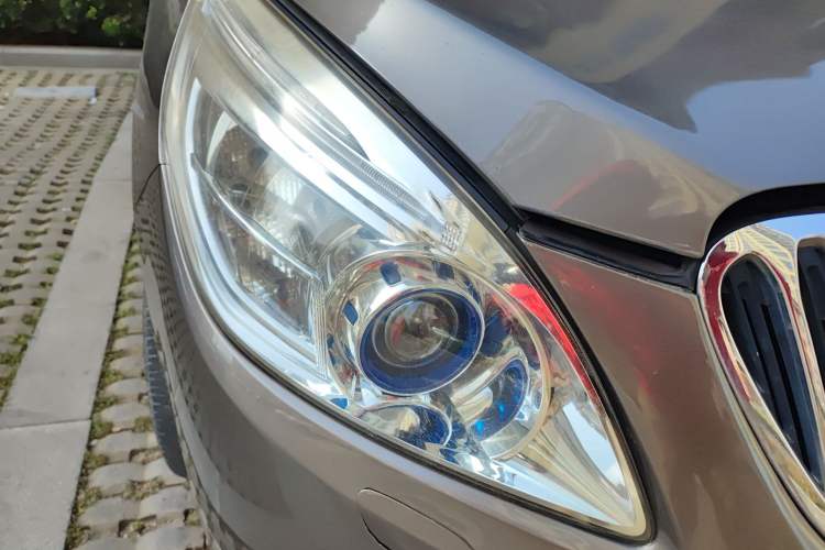 Used Buick GL8 2011 3.0L GT Luxury Business Haoya Edition