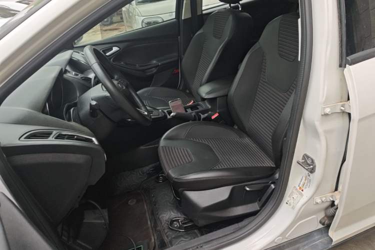 Used Ford Focus 2017 Hatchback EcoBoost 125 Automatic - Ultra-Powerful Style Edition with Smart Drive Features Left Front Seat