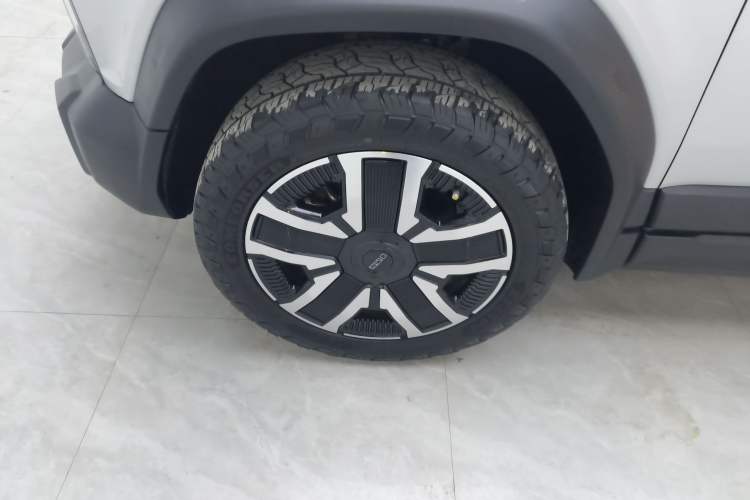 Used iCAR 03 2024 472km Four-Wheel Drive Long-Range Version Left Front Wheel Hub