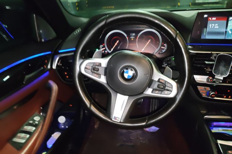 Used BMW 5 Series 2018 Restyled 530Li Leading Edition M Sport Package
