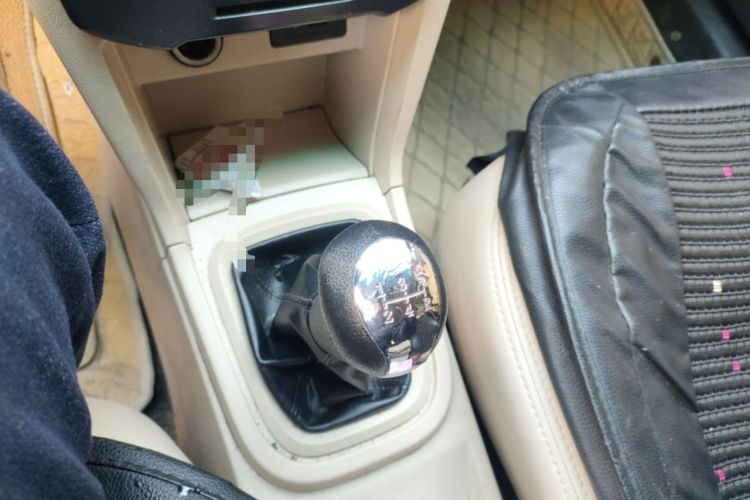 Used Chery Fengyun 2 2013 Hatchback 1.5L Manual Ruiyi Edition