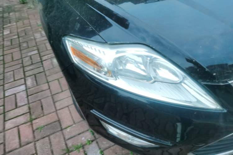 Used Ford Mondeo 2011 2.3L Fashion Edition Right Front Headlight
