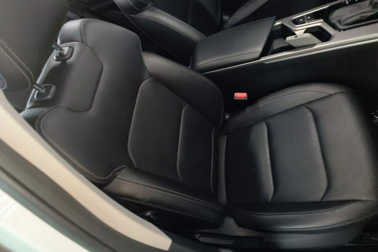 Used Geely Auto Emgrand 2023 4th Generation Champion Edition 1.5L CVT Prestige Model