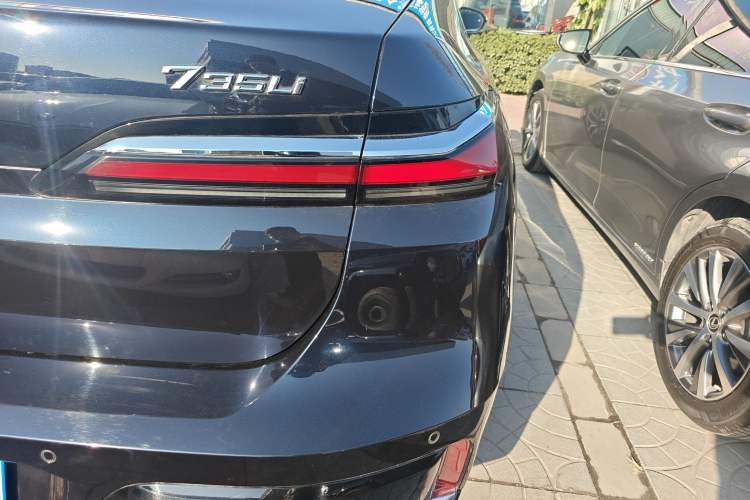 Used BMW 7 Series 2023 735Li M Sport Package