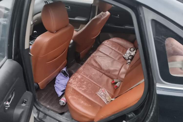 Used Hyundai Celesta 2011 1.6L Manual Luxury Model
