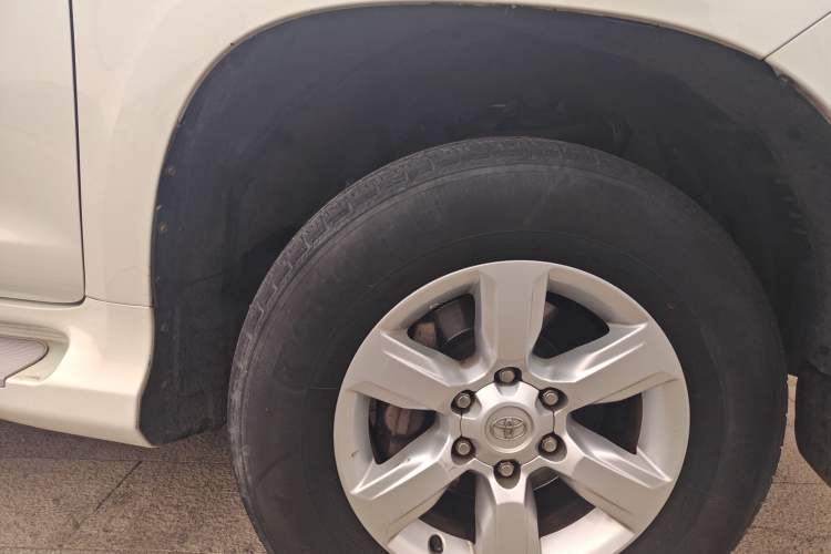 Used Toyota Prado 2016 2.7L Automatic Standard Edition