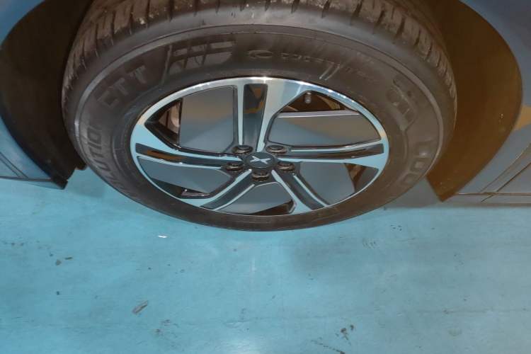 Used XPeng G6 2023 755 Ultra-Long Range Pro Exterior 4