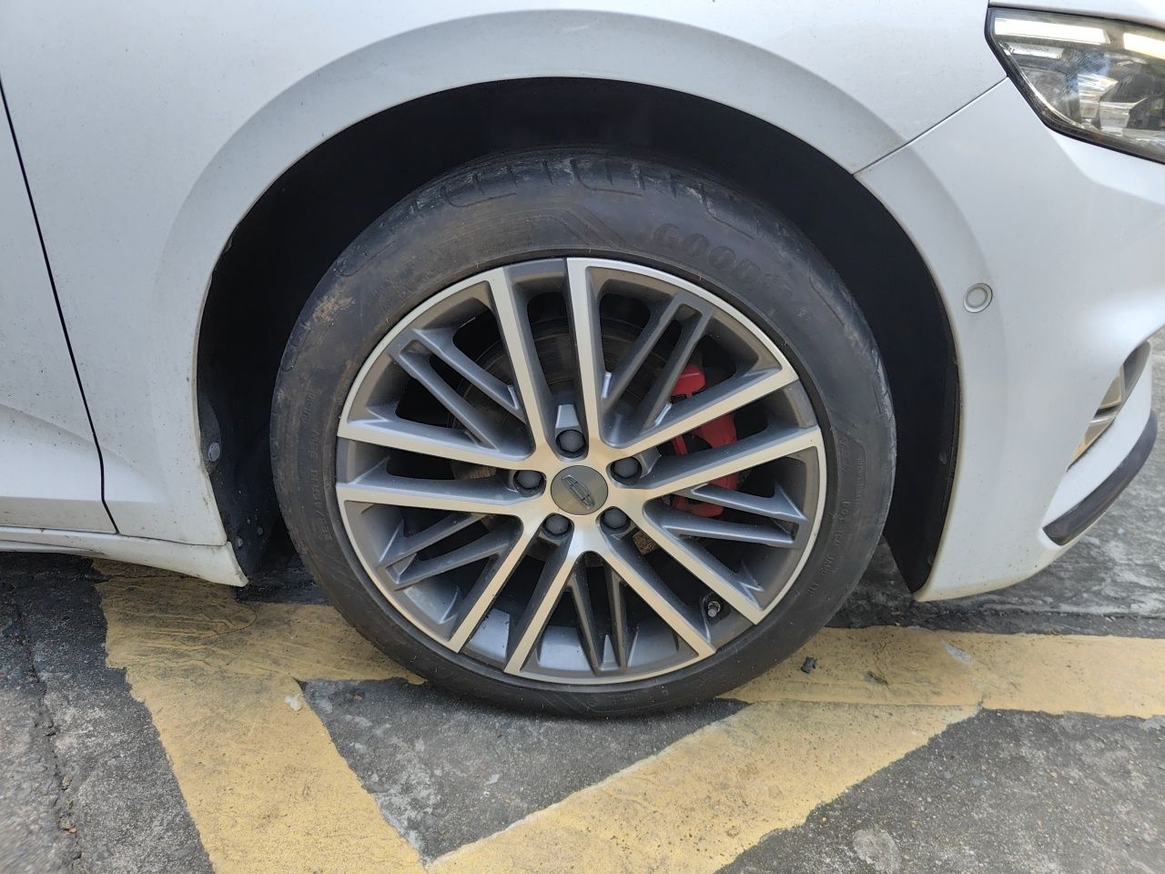 Geely Auto Preface 2023 2.0TD Prestige Version — снимка 8
