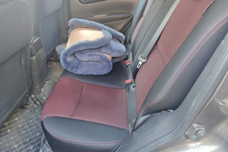 Used Nissan Qashqai 2016 2.0L CVT Elite Edition Left Rear Seat