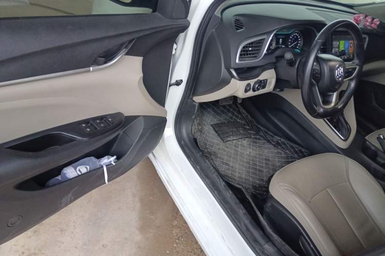 Used Buick GT 2018 15T Dual-Clutch Elite Model China V Standard