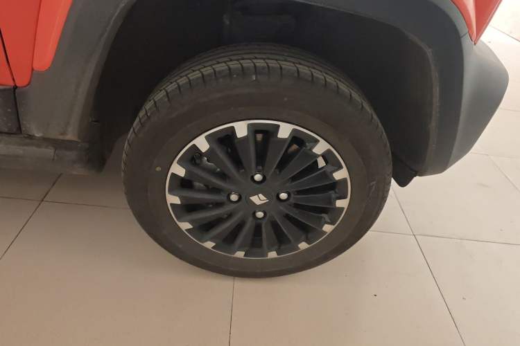 Used Baojun Spark 2024 Flagship Edition Right Front Wheel Hub