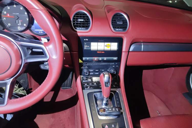 Used Porsche 718 2018 Boxster 2.0T
