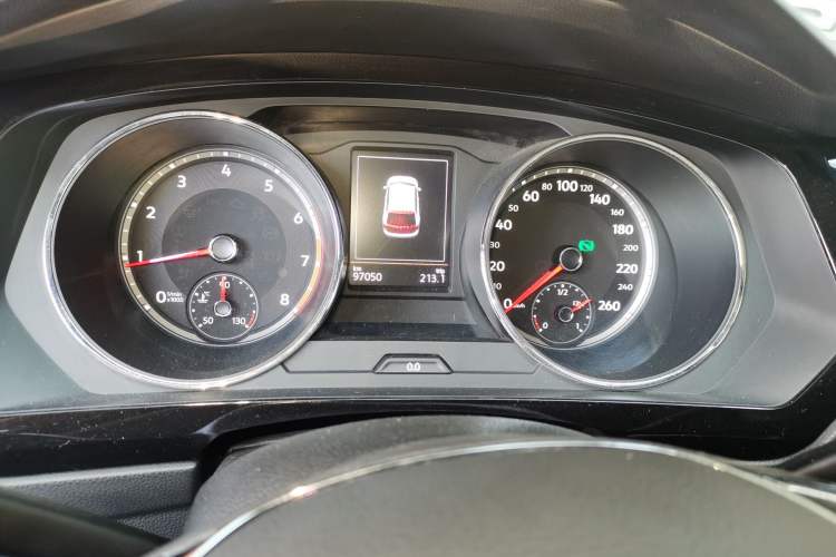 Used Volkswagen Tiguan L 2018 330TSI Automatic Two-Wheel Drive Luxury Edition