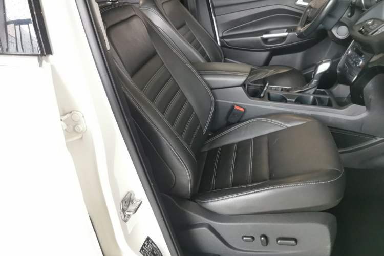 Used Ford Kuga 2018 EcoBoost 180 Two-Wheel-Drive Luxury Wing Edition
