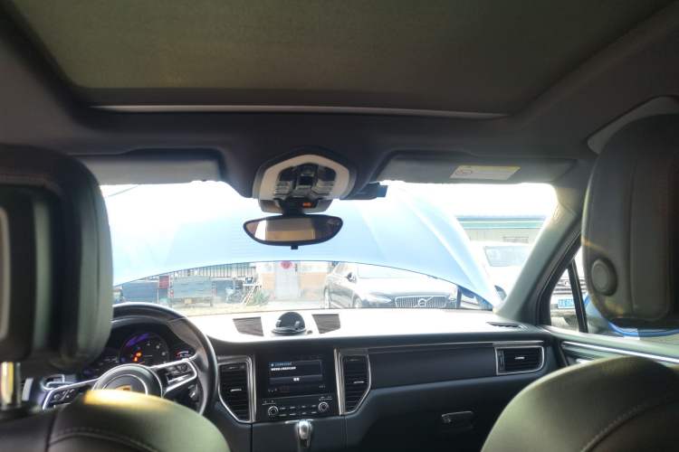 Used Porsche Macan 2017 Macan 2.0T
