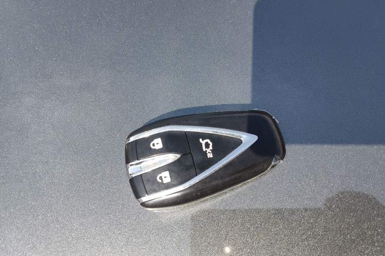 Used CHANGAN OSHAN X5 2021 Revised Version 1.5T DCT Luxury Edition Interior 1