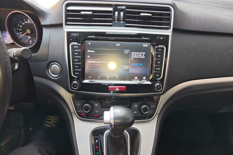 Used Haval H6 2015 Sport Edition 1.5T Automatic Two-Wheel Drive Luxury Model