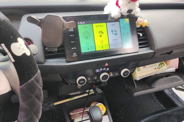 Used Honda Fit 2021 1.5L CVT Trend Edition Audio And AC Panel