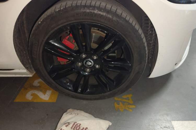 Used Jaguar XEL 2024 2.0T 250 PS R-DYNAMIC S Ebony Black Sport Edition
